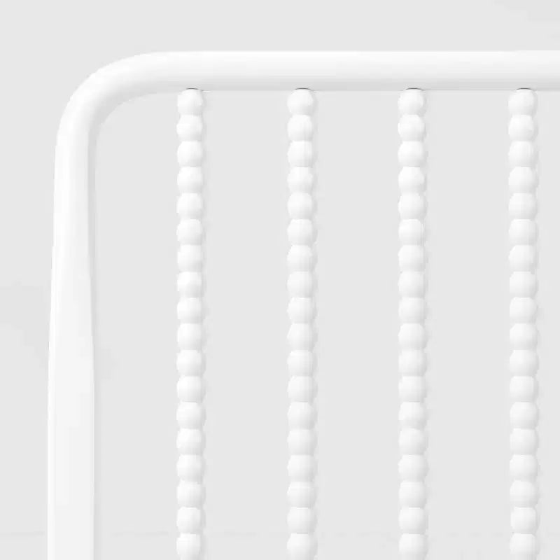 Lit simple à barreaux tournés traditionnels pour enfants - Pillowfort