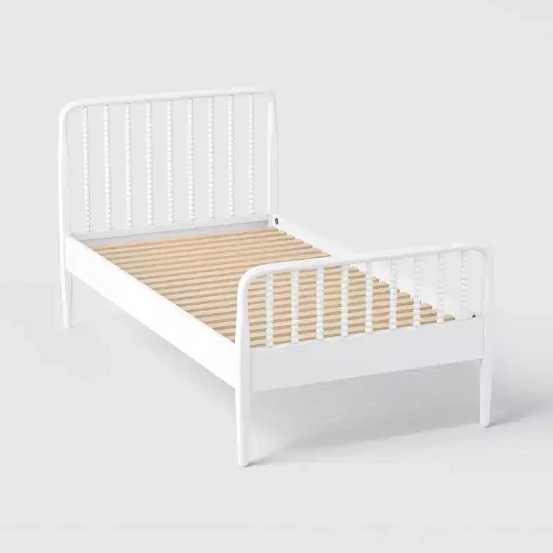 Lit simple à barreaux tournés traditionnels pour enfants - Pillowfort