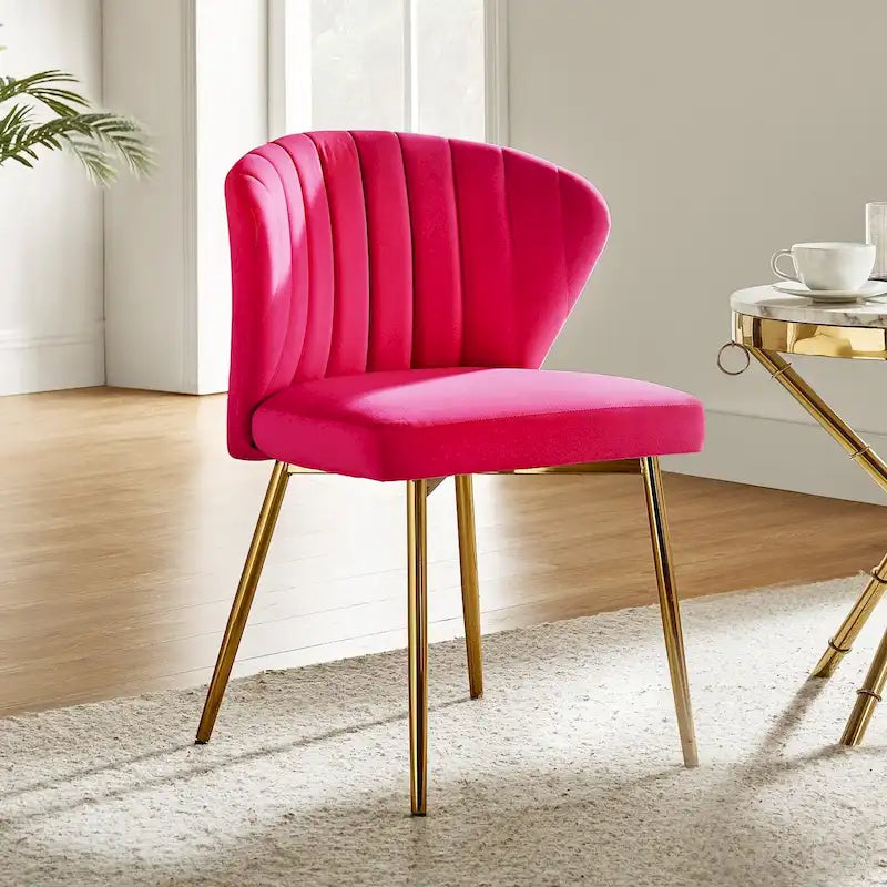 Chaise d'appoint de salle à manger moderne capitonnée Luna Modern Glam avec petit piétement par HULALA HOME
