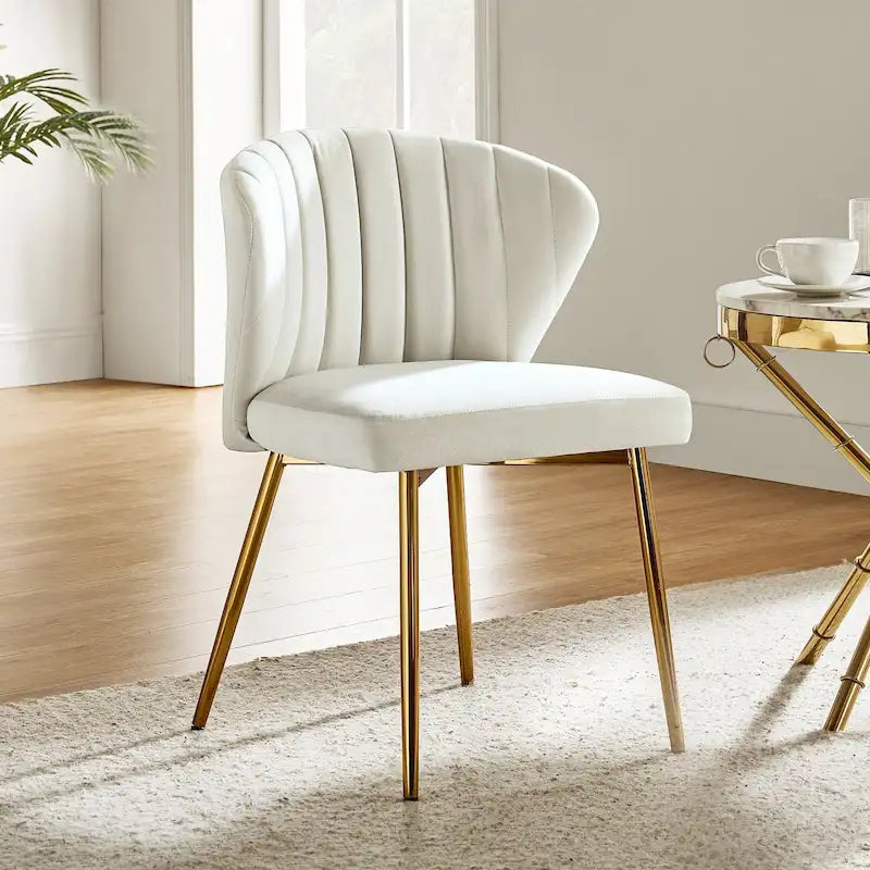 Chaise d'appoint de salle à manger moderne capitonnée Luna Modern Glam avec petit piétement par HULALA HOME