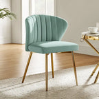 Chaise d'appoint de salle à manger moderne capitonnée Luna Modern Glam avec petit piétement par HULALA HOME