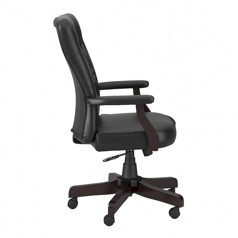 Chaise de bureau capitonnée à dossier haut Salinas avec accoudoirs par Bush Furniture