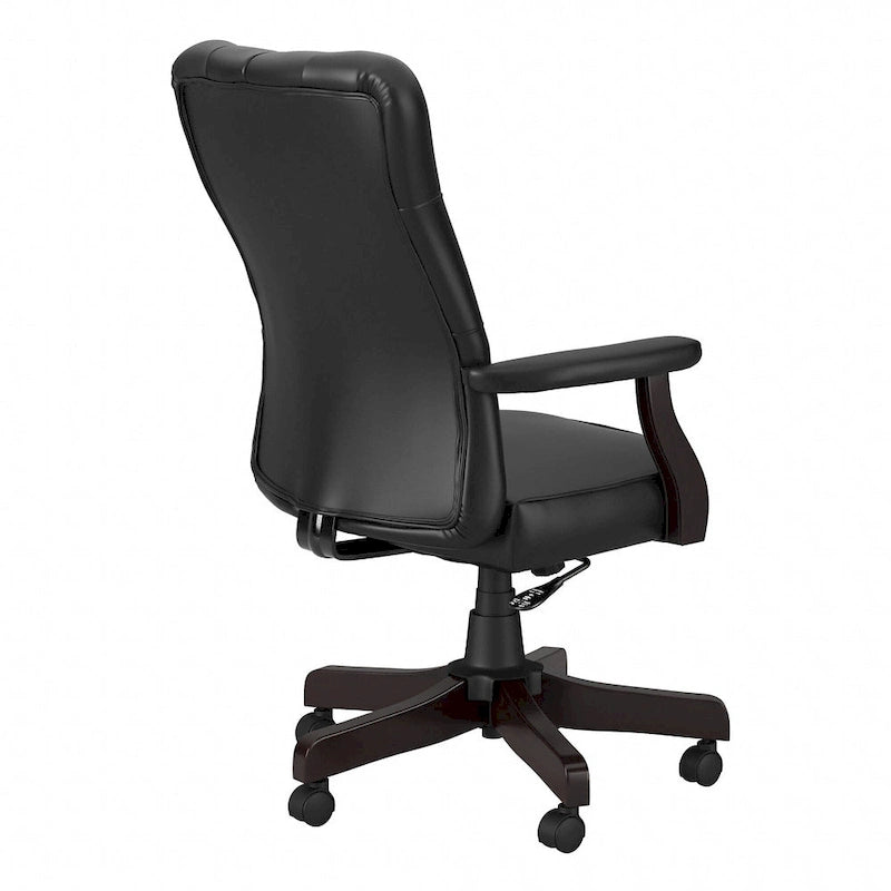 Chaise de bureau capitonnée à dossier haut Salinas avec accoudoirs par Bush Furniture