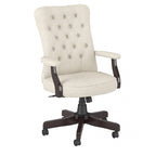 Chaise de bureau capitonnée à dossier haut Salinas avec accoudoirs par Bush Furniture
